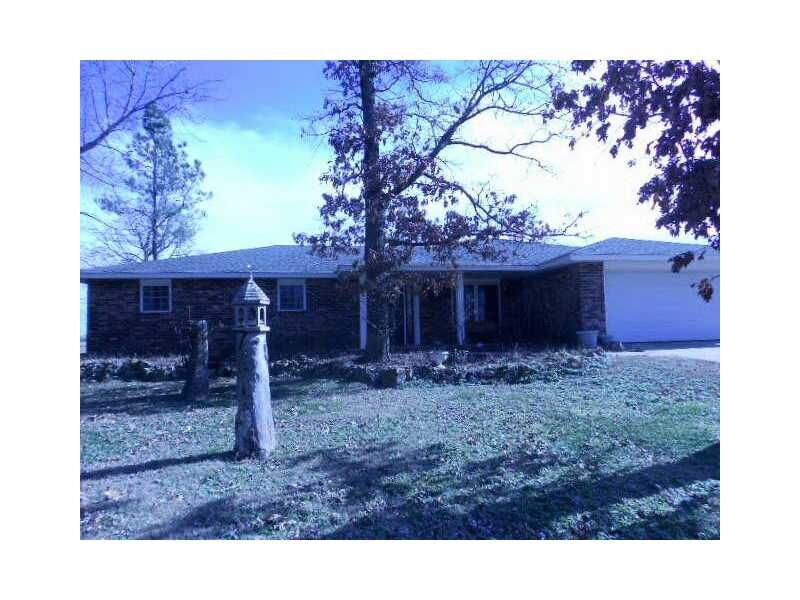 Property Photo:  8090 N Coffelt Cemetery Road  AR 72712 