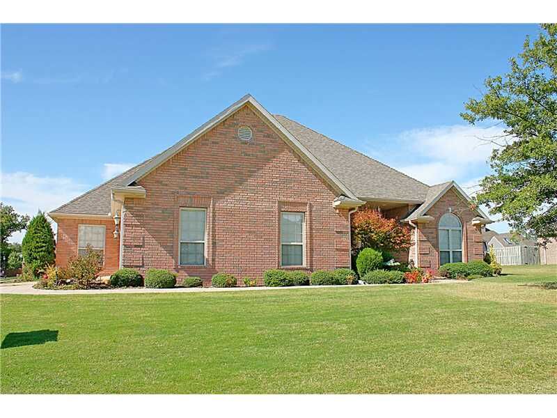 Property Photo: 4411 Stonecrest Circle AR 72762