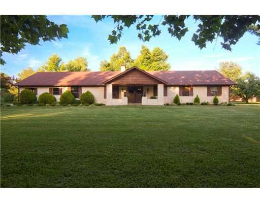 Property Photo:  718 N 46th Avenue  AR 72704 