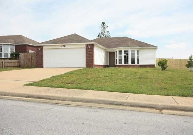 Property Photo:  2023 Garnet Road  AR 72764 