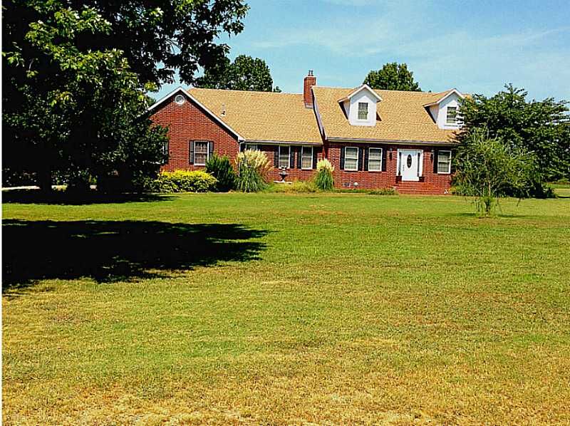 Property Photo:  5435 W Horsebarn Lane  AR 72758 