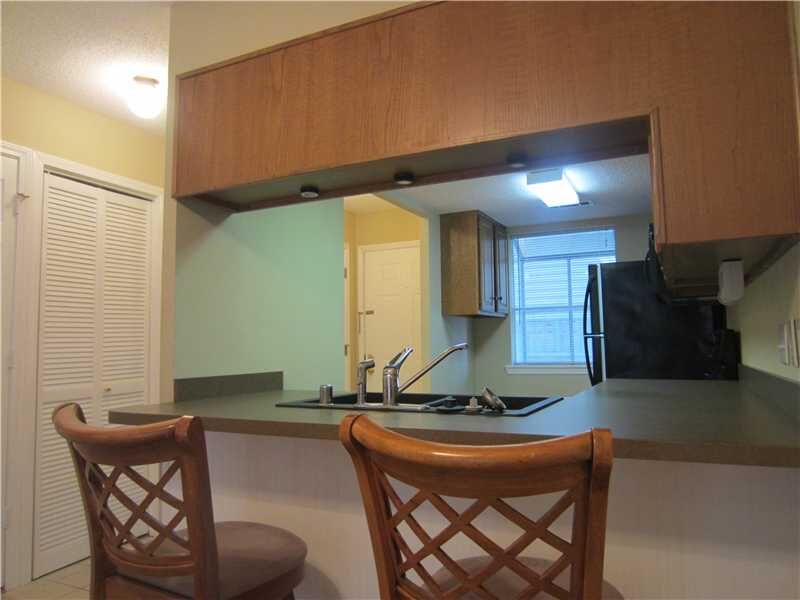 Property Photo: 1519 N Leverett Unit 23 Avenue 23 AR 72703