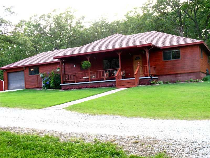 Property Photo: 797 N Fox Hunter Road AR 72701