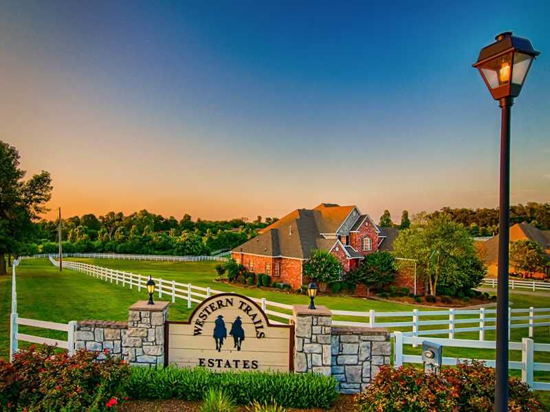 Property Photo:  6914 Western Trails  AR 72762 