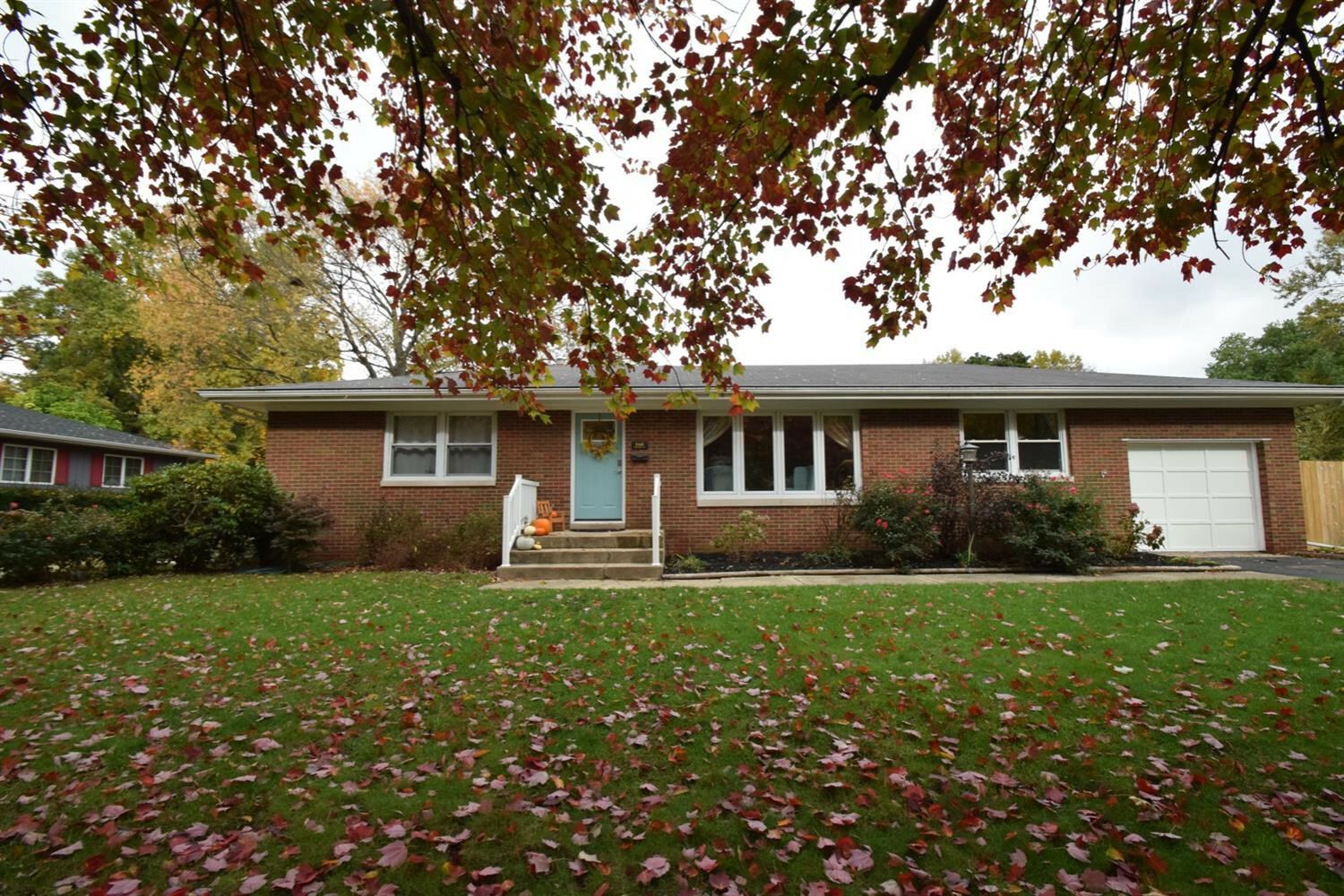 Property Photo: 160 E Washington Avenue IN 46304