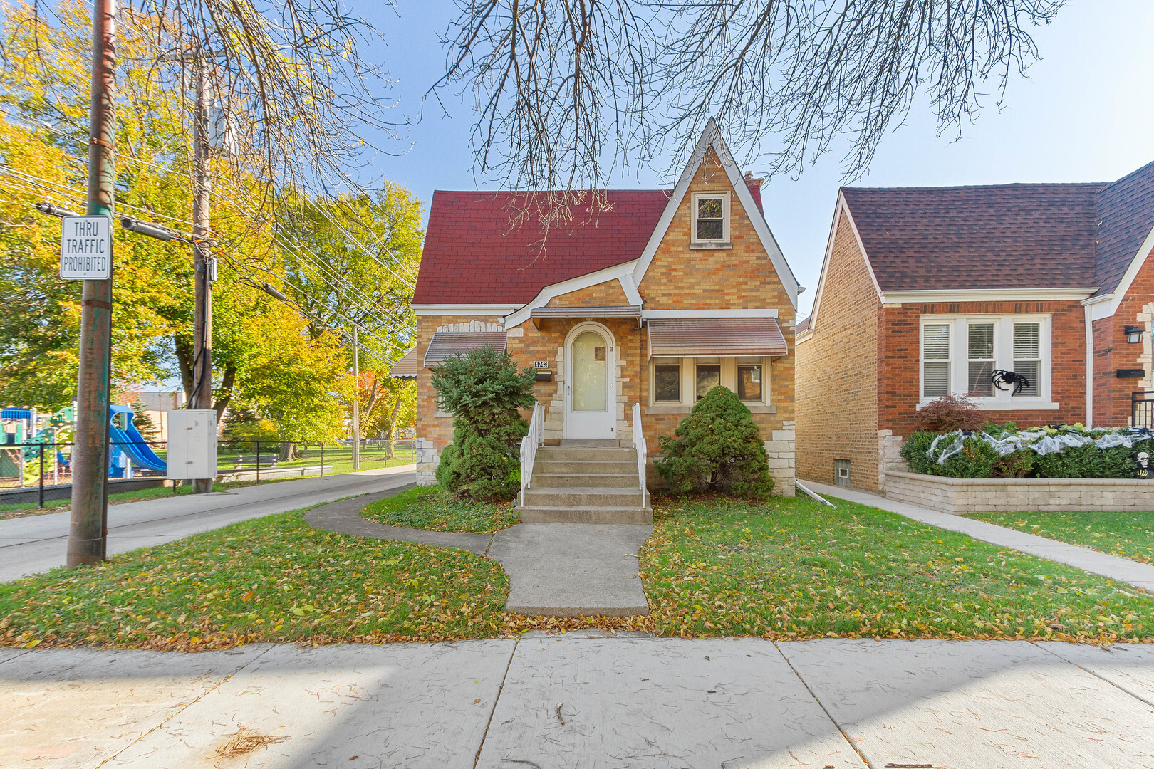 Property Photo: 4743 N Lavergne Avenue IL 60630