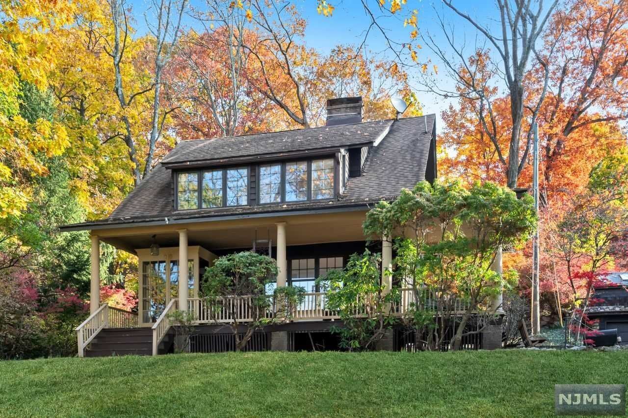 Property Photo:  23 Beveridge Road  NJ 07430 
