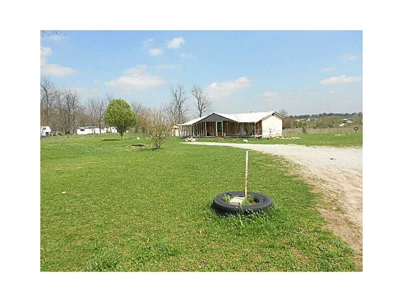 Property Photo:  266 S Shetland Road  MO 64867 