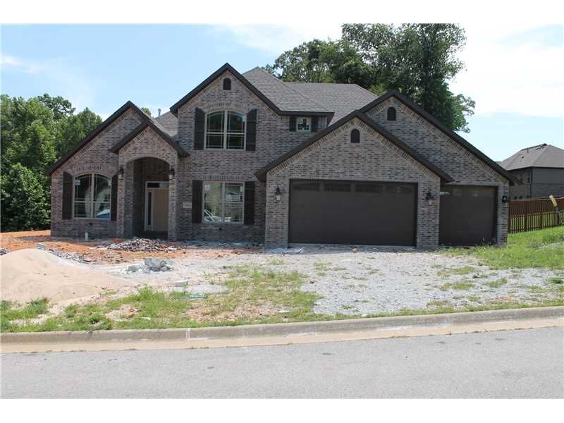 Property Photo: 1402 NW Hermanus Street AR 72712