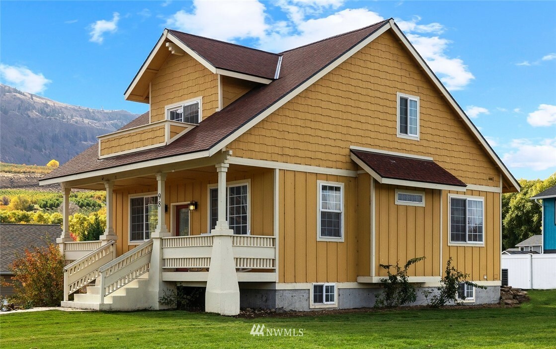 Property Photo: 98 Saratoga Lane WA 98828
