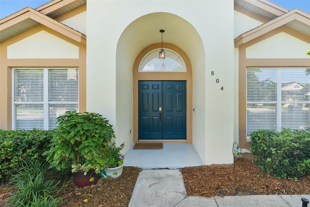 Property Photo: 804 Grovesmere Loop FL 34761