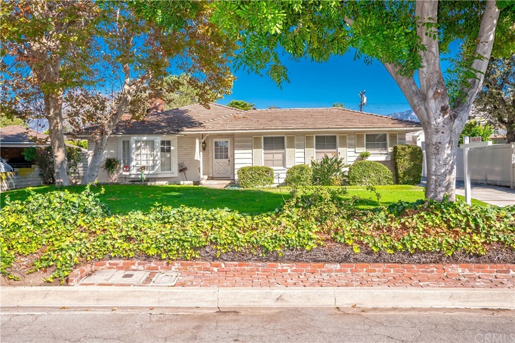 Property Photo:  1101 Drake Road  CA 91007 