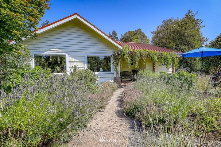 Property Photo: 1524 Sheridan Street WA 98368