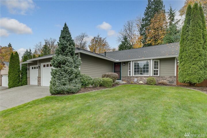 Property Photo: 12711 58th Dr SE WA 98296