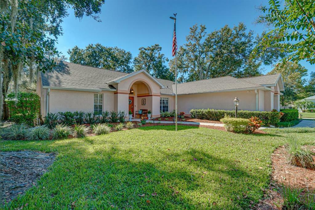 Property Photo:  3302 Milton Place  FL 33566 