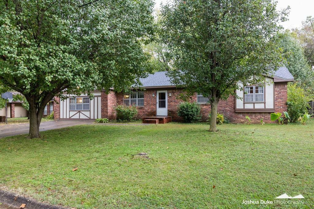 1233 E Elm Street  Fayetteville AR 72703 photo