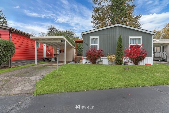Property Photo: 8507 144th Avenue E WA 98372