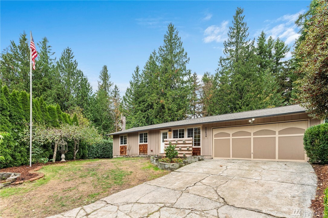 Property Photo: 20654 NE 79th St WA 98053