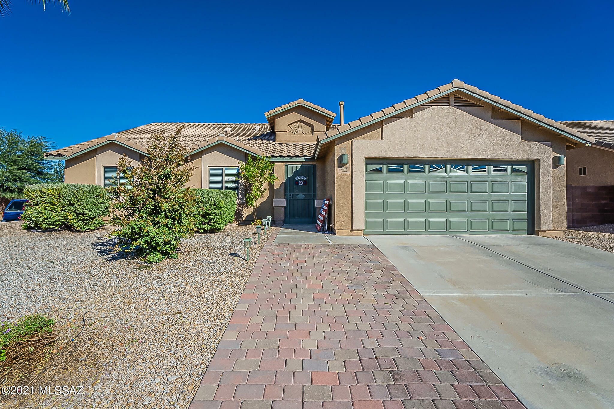 Property Photo:  1045 E Stronghold Canyon Lane  AZ 85629 