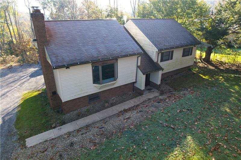 Property Photo:  216 Chicora Rd  PA 16001 