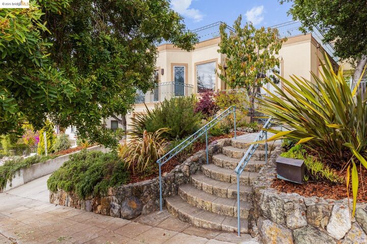 511 Santa Barbara Rd  Berkeley CA 94707 photo