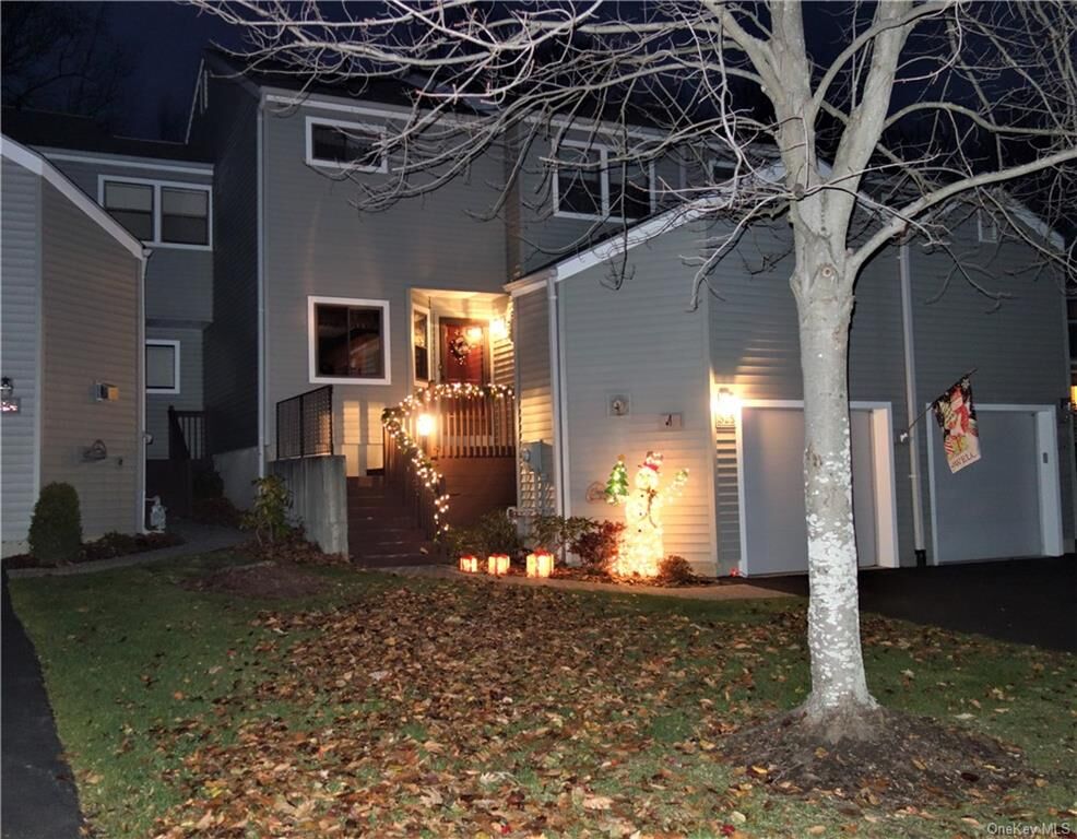 Property Photo:  325 Chase Court  NY 10562