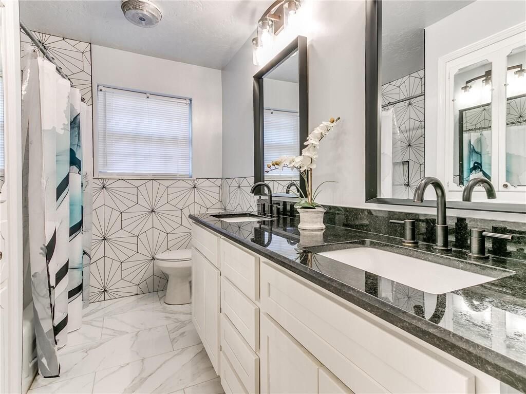 Property Photo:  1224 Harding Avenue  OK 73013 