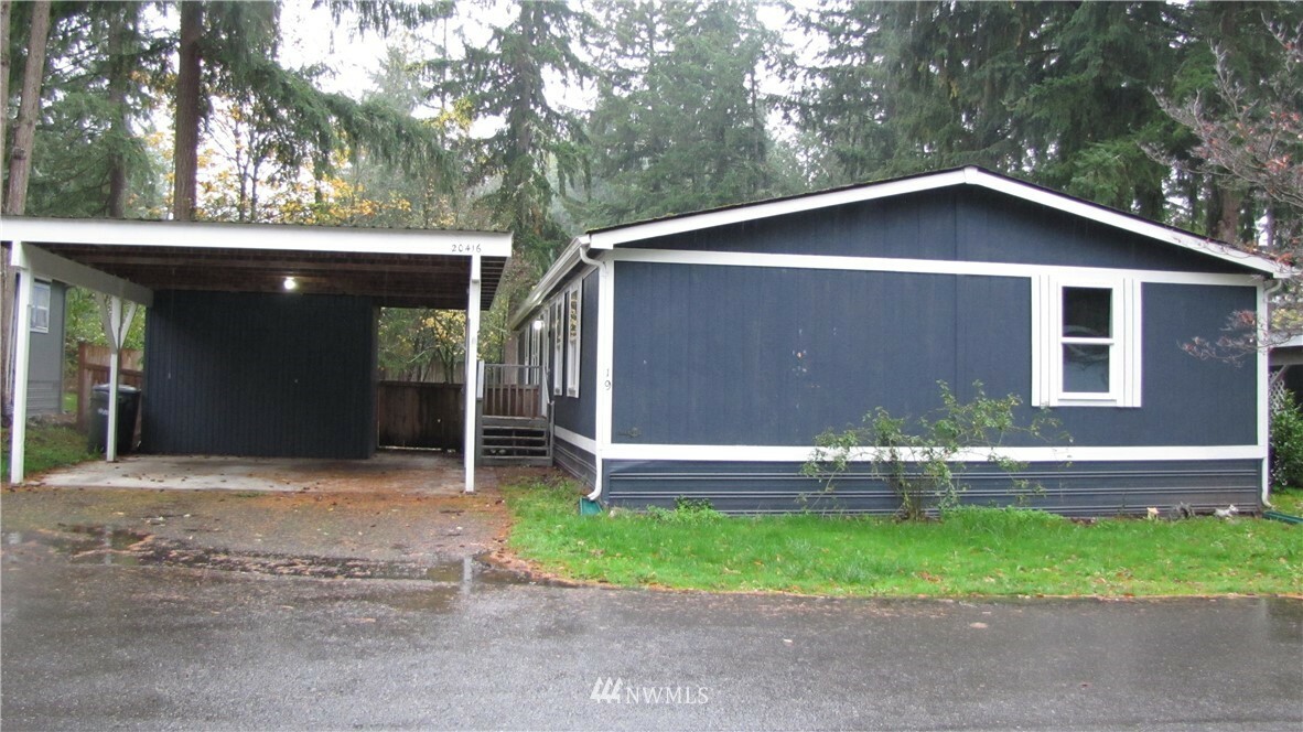 Property Photo:  20416 135th Avenue E 19  WA 98338 