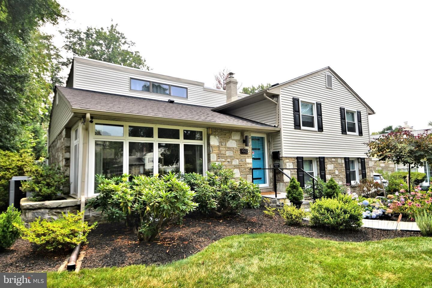 Property Photo:  445 Twickenham Road  PA 19038 