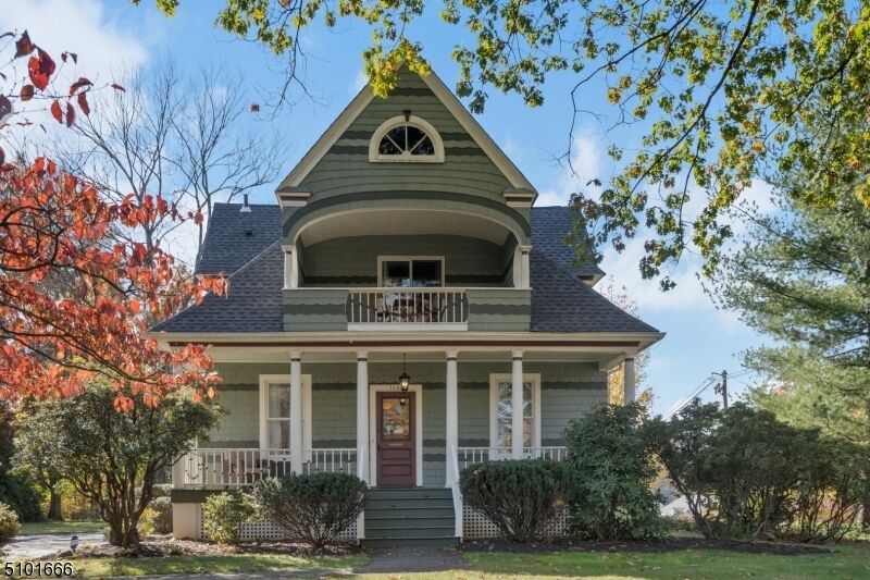 Property Photo: 1004 Rahway Ave NJ 07090