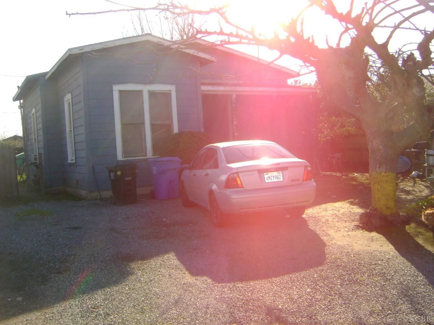 Property Photo:  2201 Bell Avenue   93212 