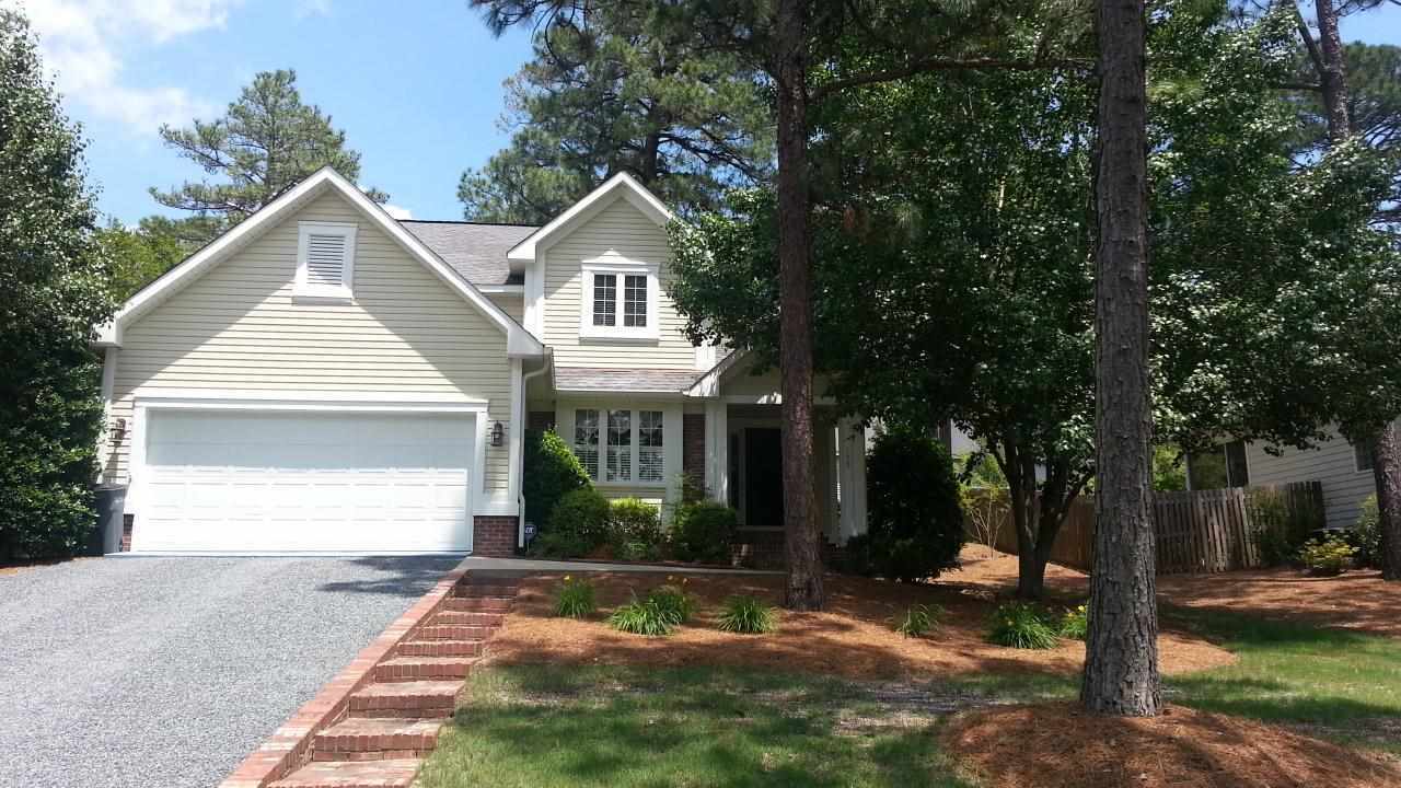 Property Photo: 190 E Lakeview Drive NC 28374