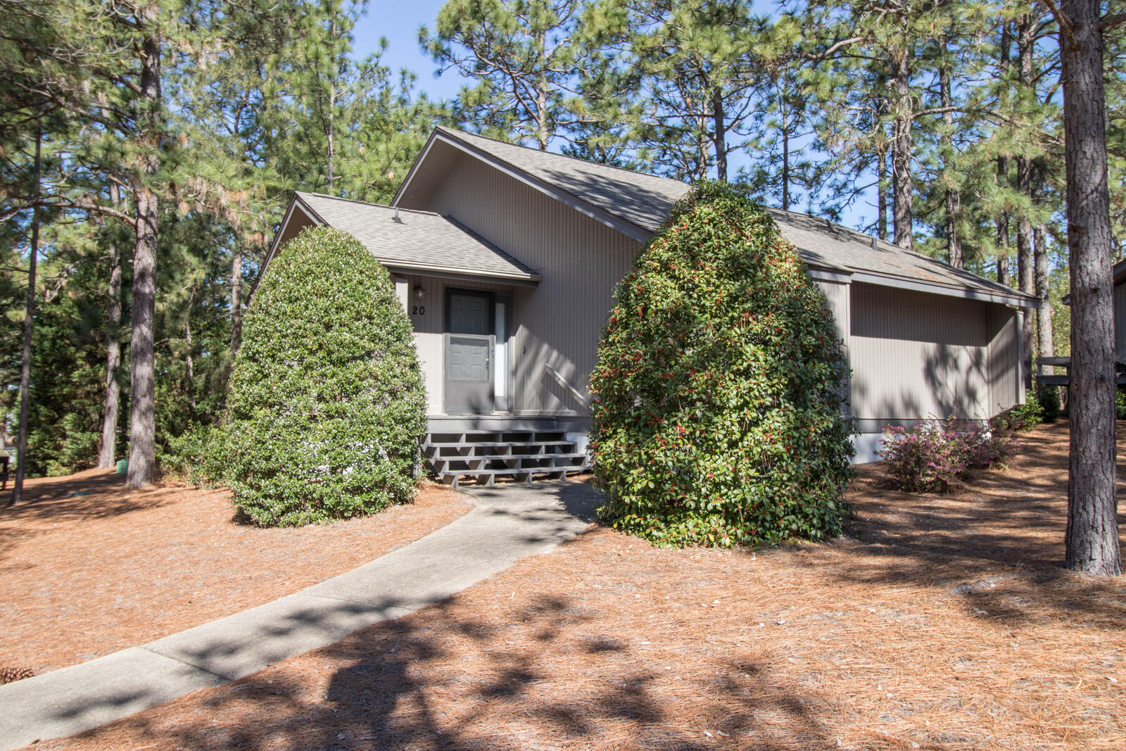 Property Photo: 20 Barton Hills Court NC 28374