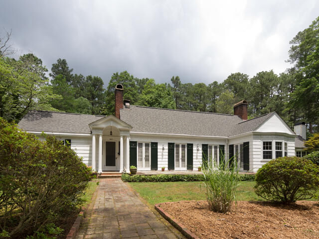 Property Photo: 220 S Valley Road NC 28387