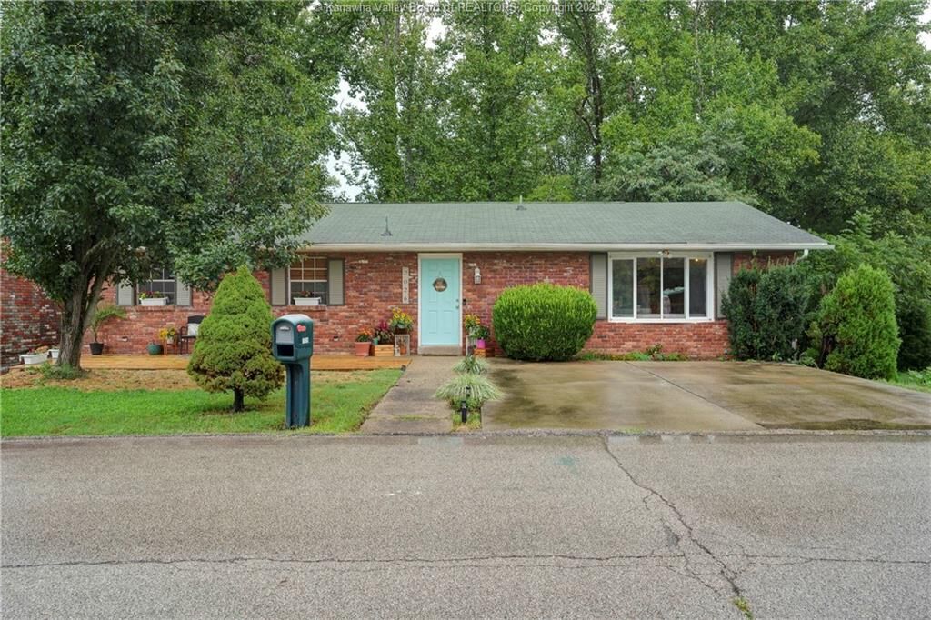 Property Photo: 2026 Huber Road WV 25314