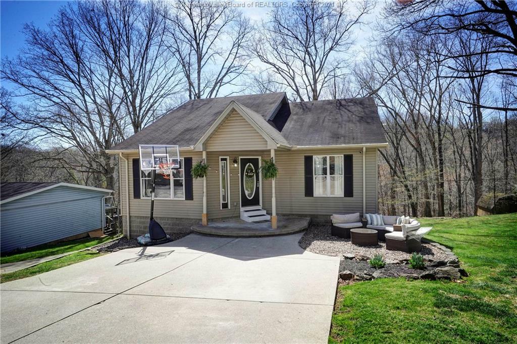 Property Photo:  808 Daverton Road  WV 25303 