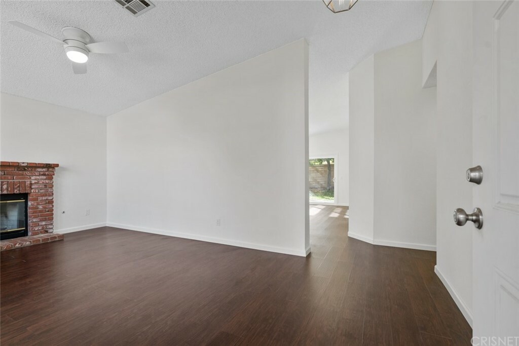 Property Photo:  1636 Bisbee Place  CA 93535 