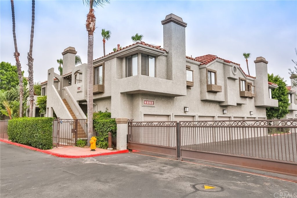 Property Photo: 4782 Tiara Drive 103 CA 92649