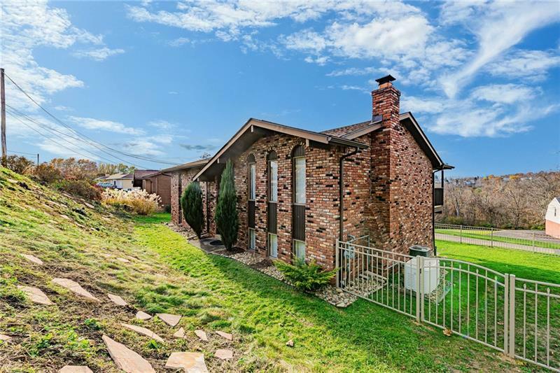 Property Photo: 1351 Reed St PA 15642