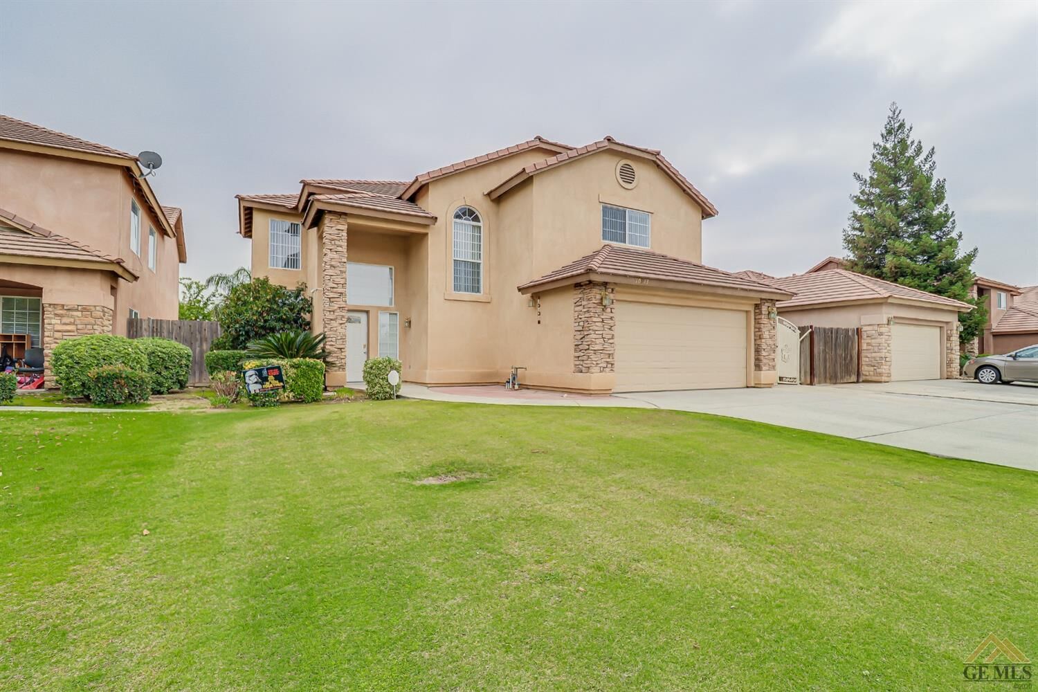 Property Photo:  10913 Vista Ridge Drive  CA 93311 
