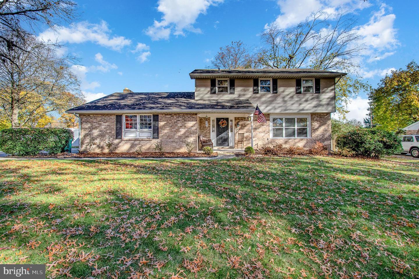Property Photo: 912 Willcliff Drive PA 17050