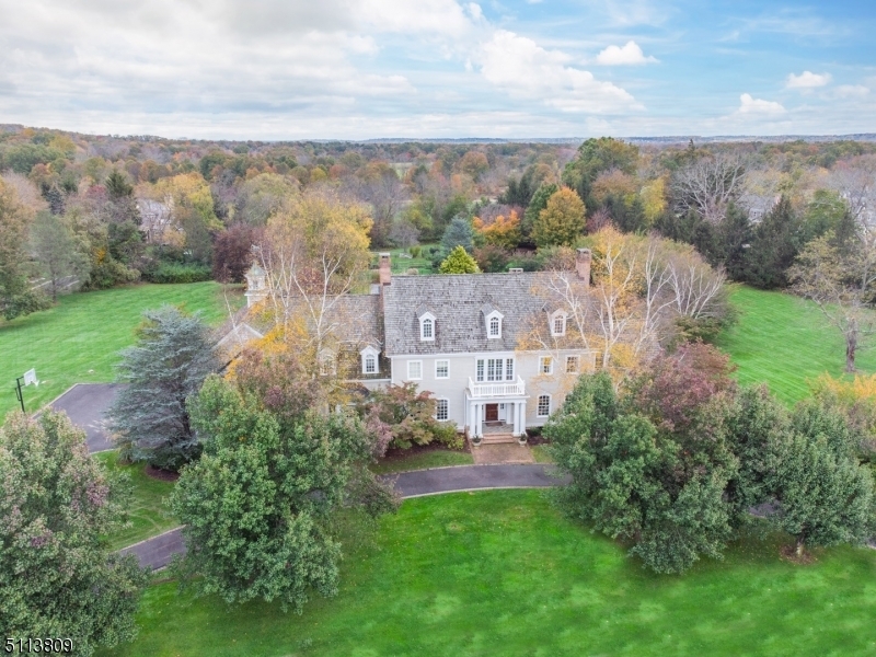 Property Photo: 2 Sheepfield Farms Dr NJ 07976
