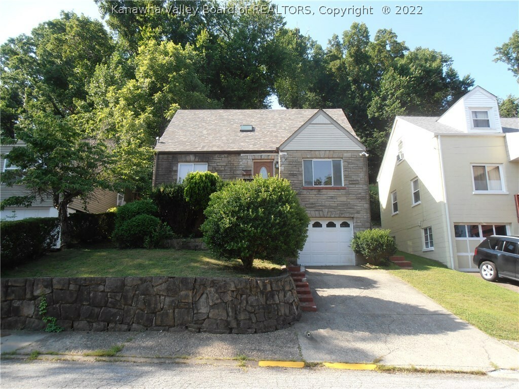 Property Photo: 430 Forest Circle WV 25302