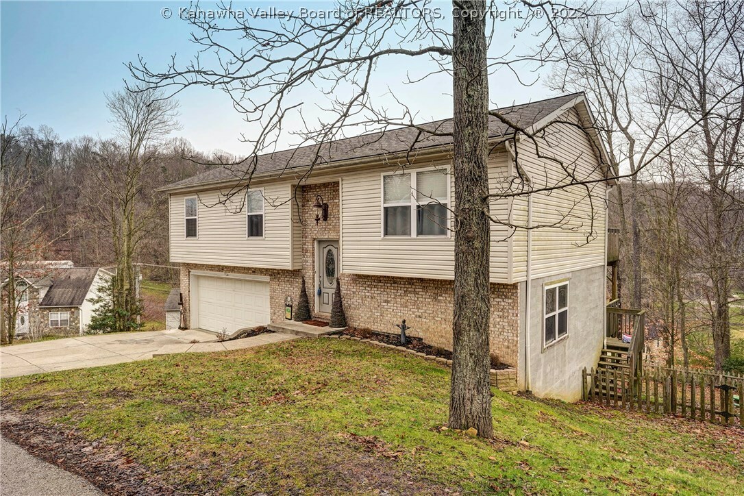 Property Photo:  10 Poplar Hills  WV 25526 