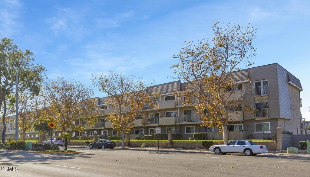 Property Photo:  397 E Surfside Drive  CA 93041 