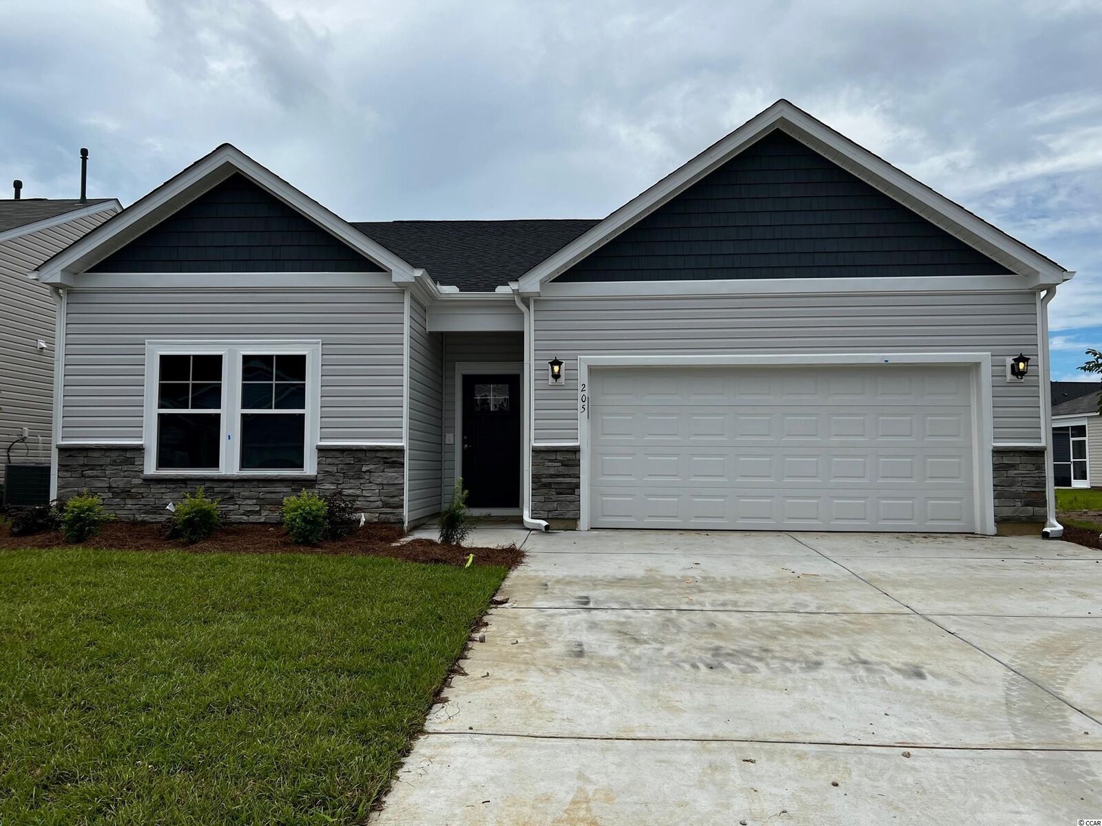 Property Photo:  205 Hampton Park Circle  SC 29588 