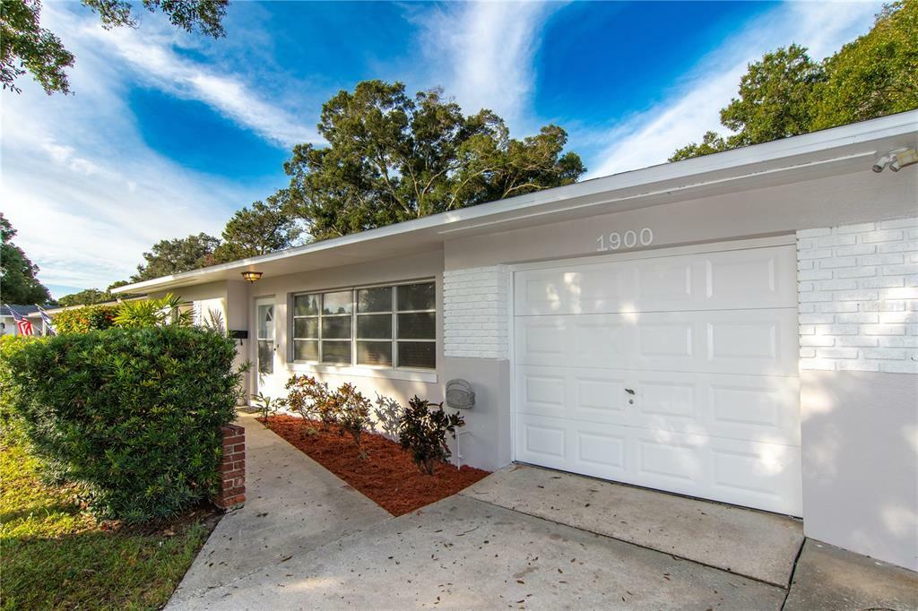 Property Photo:  1900 59th Street N  FL 33710 