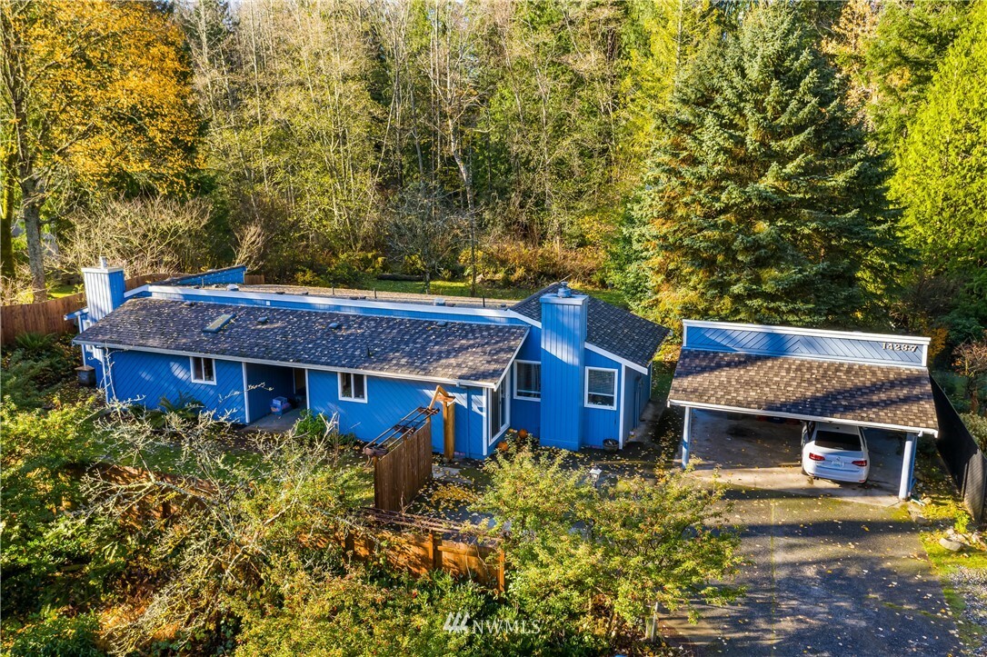 Property Photo:  1423 1427 Euclid Avenue  WA 98229 