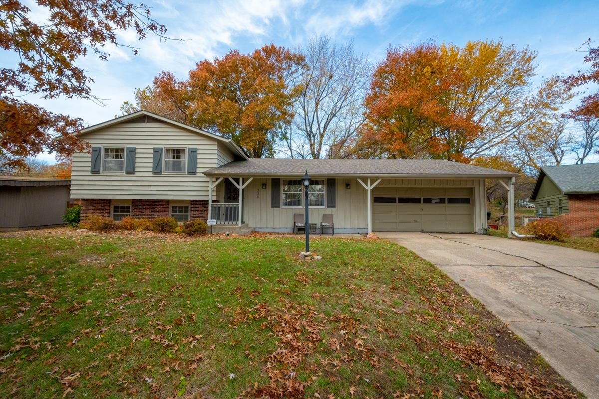 Property Photo: 339 SW Woodbury North Ct KS 66606