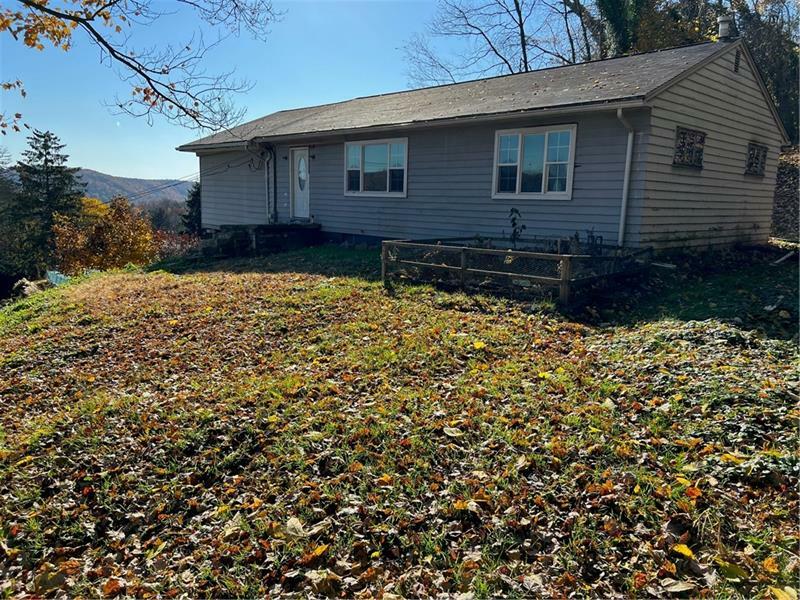 Property Photo:  501 37th Street Ext  PA 15010 